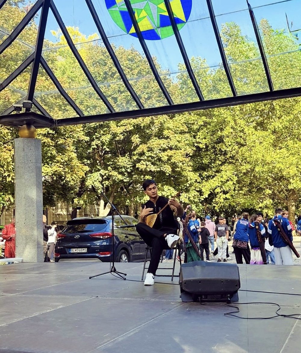 Братиславада өткен Asian Day фестивалінде Қазақстанның ұлттық мәдениеті тағы бір қырынан танылды — Фотосурет 3