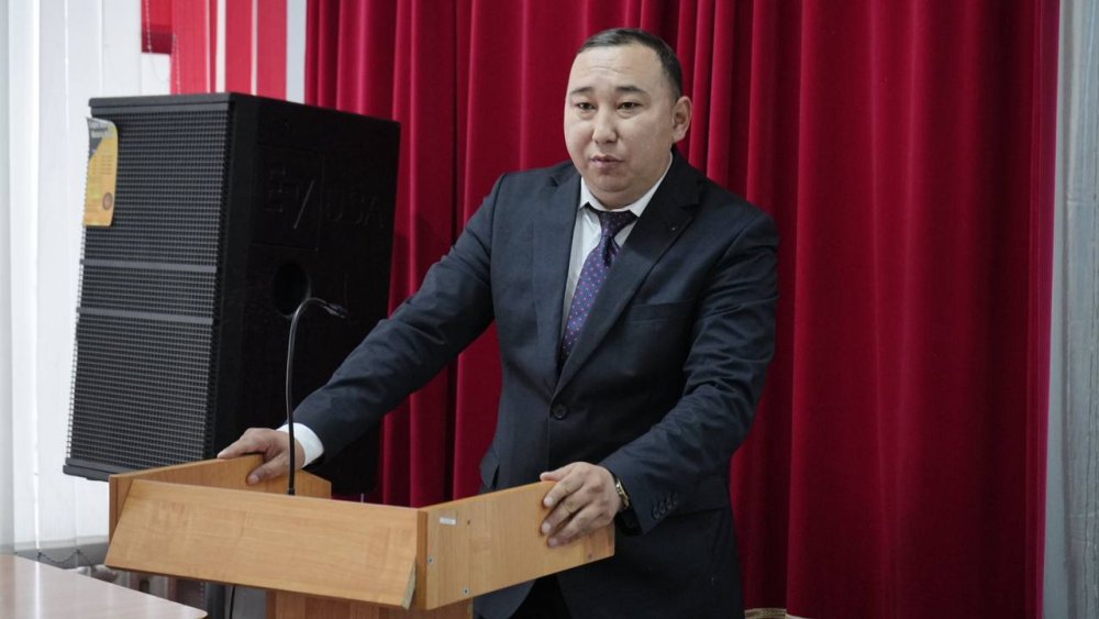 ШАҚАМАН АУЫЛЫНДА АУДАН ӘКІМІНІҢ ЕСЕП БЕРУ КЕЗДЕСУІ ӨТТІ — Фотосурет 1