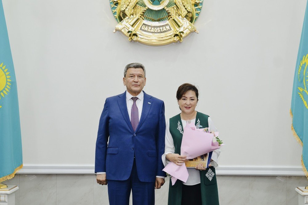 СҚО-да облыстық мәслихаттың VIII шақырылым депутаттарына құрмет көрсетілді — Фотосурет 9