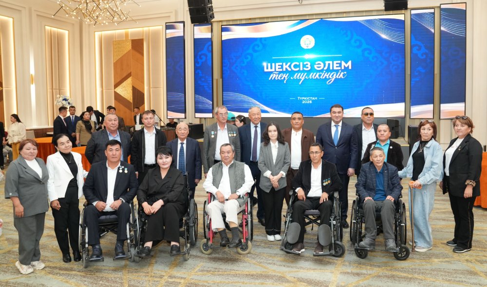 ТҮРКІСТАНДА «ШЕКСІЗ ӘЛЕМ – ТЕҢ ҚОҒАМ»: ЕРЕКШЕ ЖАНДАРДЫҢ ЖІГЕРІ ҰЛЫҚТАЛДЫ — Фотосурет 8
