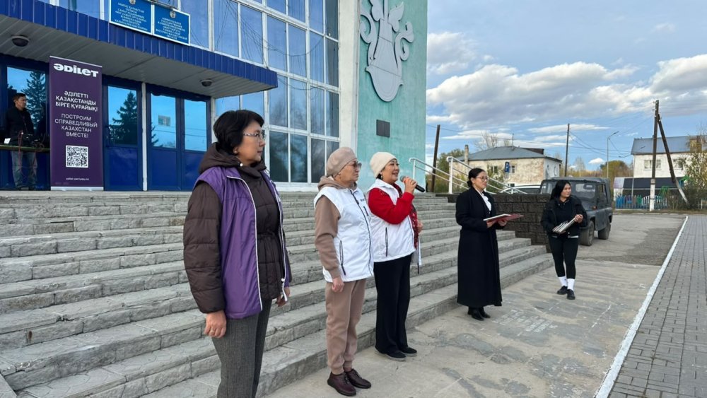 Самар ауданында әйелдер денсаулығын қолдауға арналған жүгіру акциясы өтті — Фотосурет 3