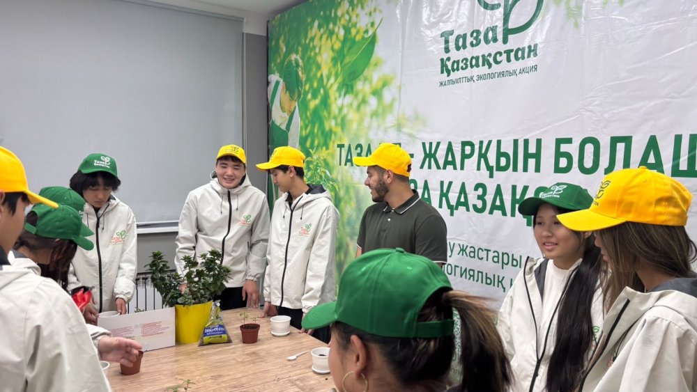 Теміртауда «Таза Қазақстан» акциясы аясында көшеттерді қайта егу жұмыстары жүргізілді