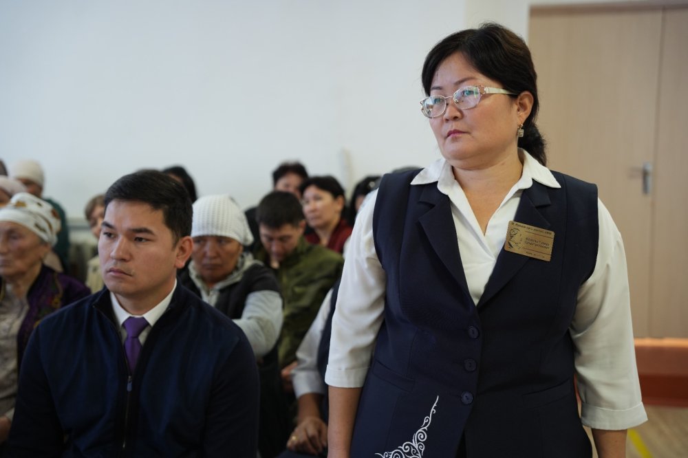 Мойынқұм ауданы әкімінің орынбасары Қ. Төлеубековтың ауыл тұрғындарымен кездесуі — Фотосурет 3