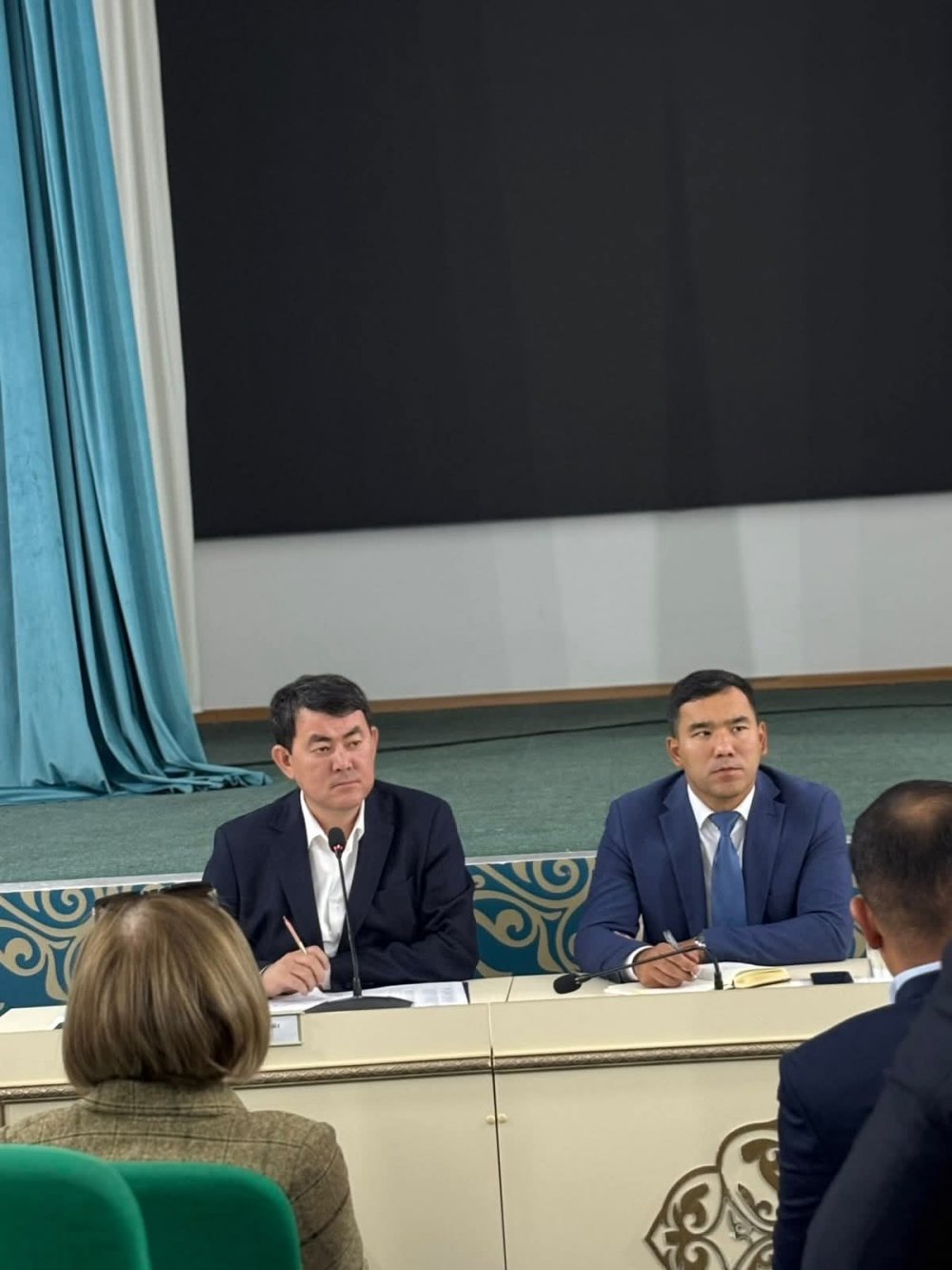 Қарақия ауданындағы ірі мекеме басшылары және тұрғындардың қатысуымен жиын өтті — Фотосурет 2