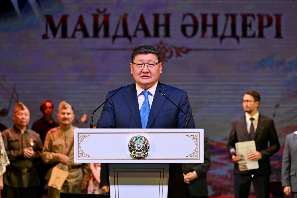 Абай облысында жазушы Роллан Сейсенбаевқа құрмет көрсетілді — Фотосурет 9