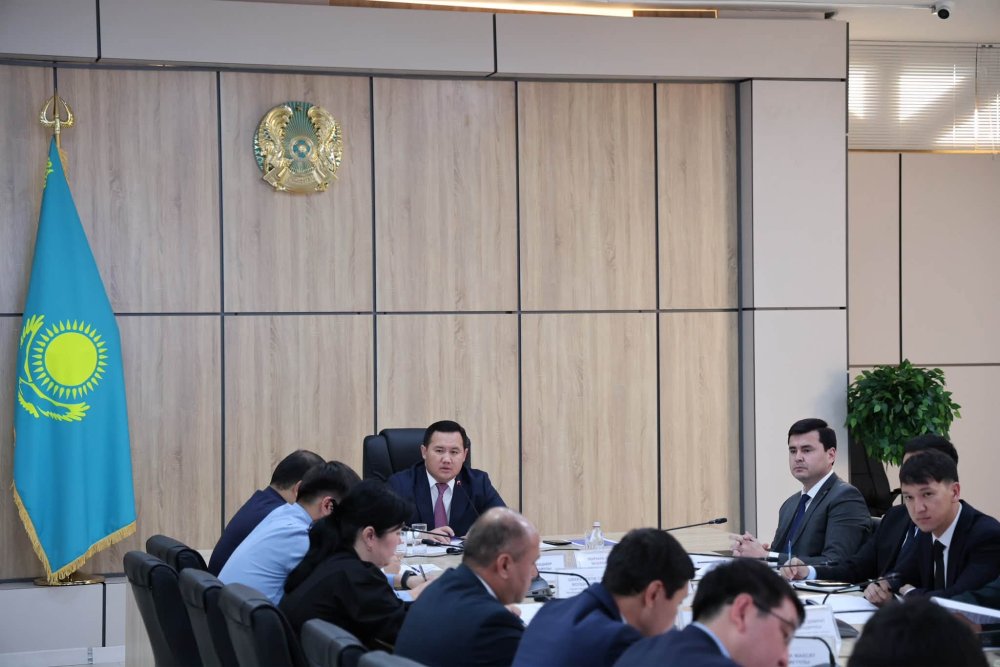 ҚАЛАДА ҚОҒАМДЫҚ ҚАУІПСІЗДІК ПЕН ДІНИ ТҰРАҚТЫЛЫҚТЫ ҚАМТАМАСЫЗ ЕТУ МӘСЕЛЕЛЕРІ ТАЛҚЫЛАНДЫ — Фотосурет 3