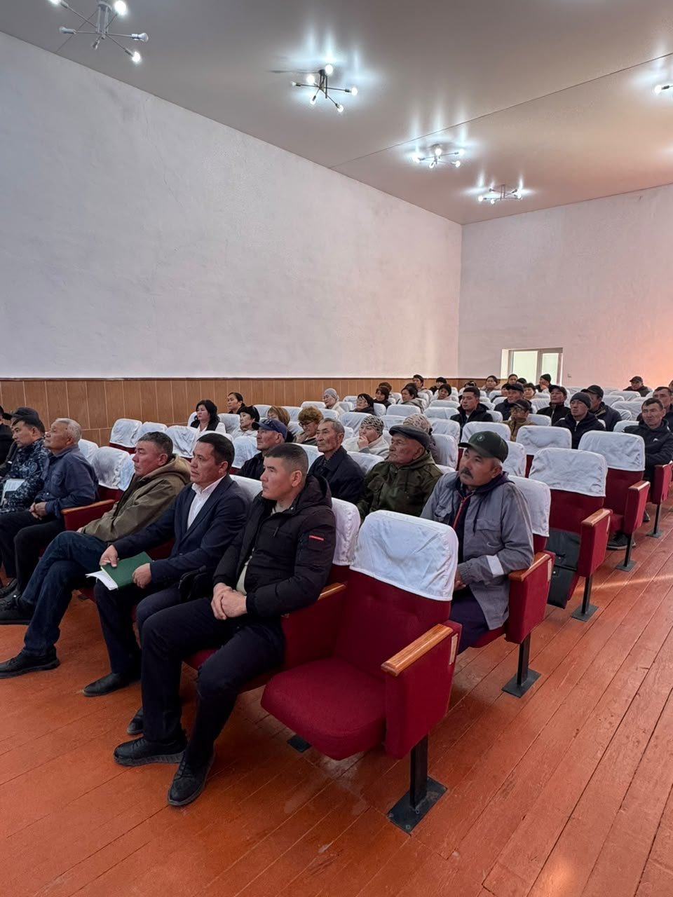 Қаратал ауданы әкімінің халықпен кездесулері Қарақұм ауылында қорытындыланды — Фотосурет 3
