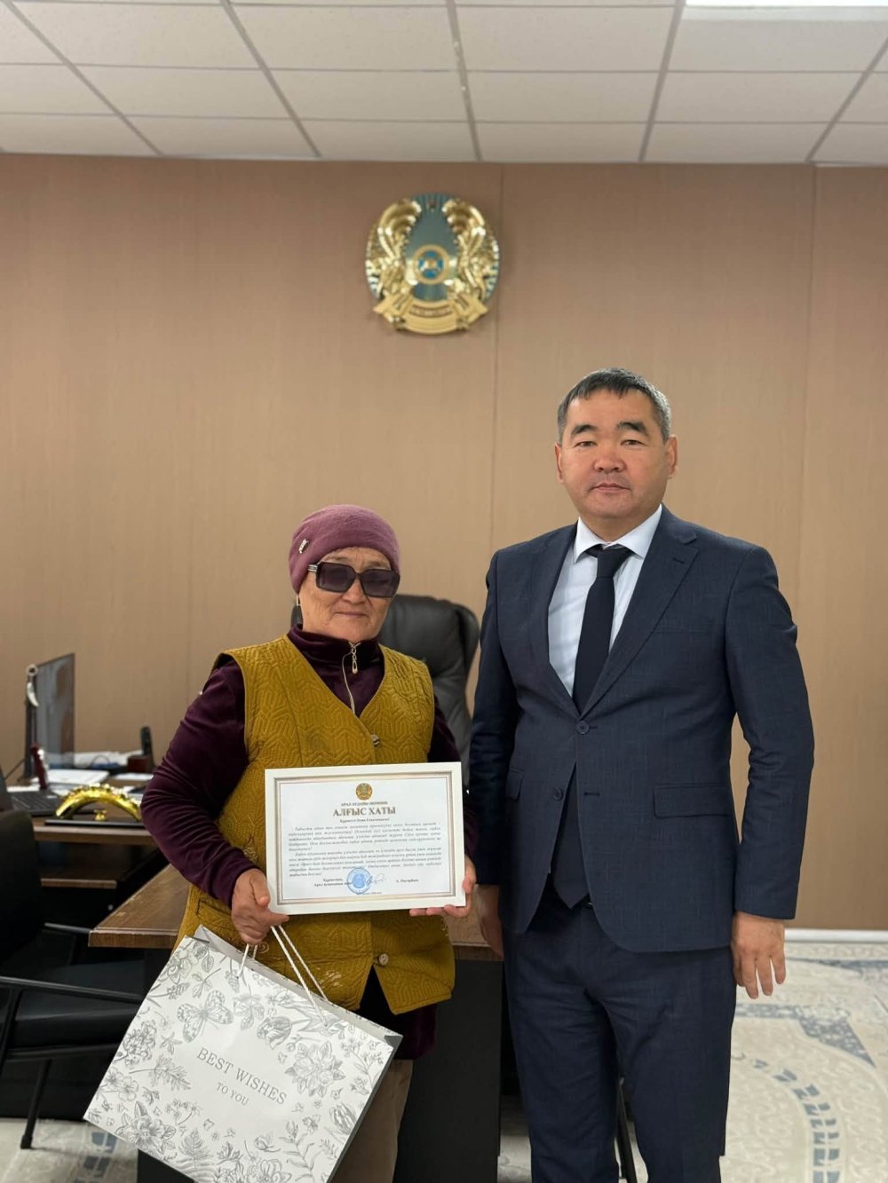 ЕҢБЕК КҮНІ МЕРЕКЕСІНЕ ОРАЙ ҚҰРМЕТ КӨРСЕТІЛДІ — Фотосурет 3