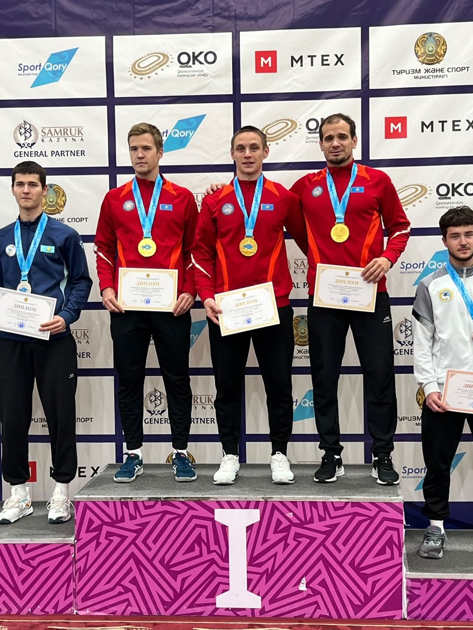 Қостанай облысының конькишілері ел чемпионатындағы маусымды сәтті бастады — Фотосурет 7
