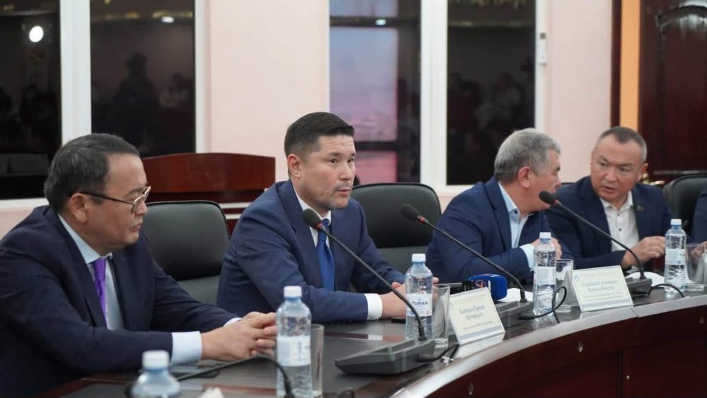 ТҮРКІСТАНДА ДӘСТҮРЛІ БЕЙСЕН ҚҰРАНБЕК АТЫНДАҒЫ СТИПЕНДИЯ ИЕГЕРЛЕРІ АНЫҚТАЛДЫ — Фотосурет 4