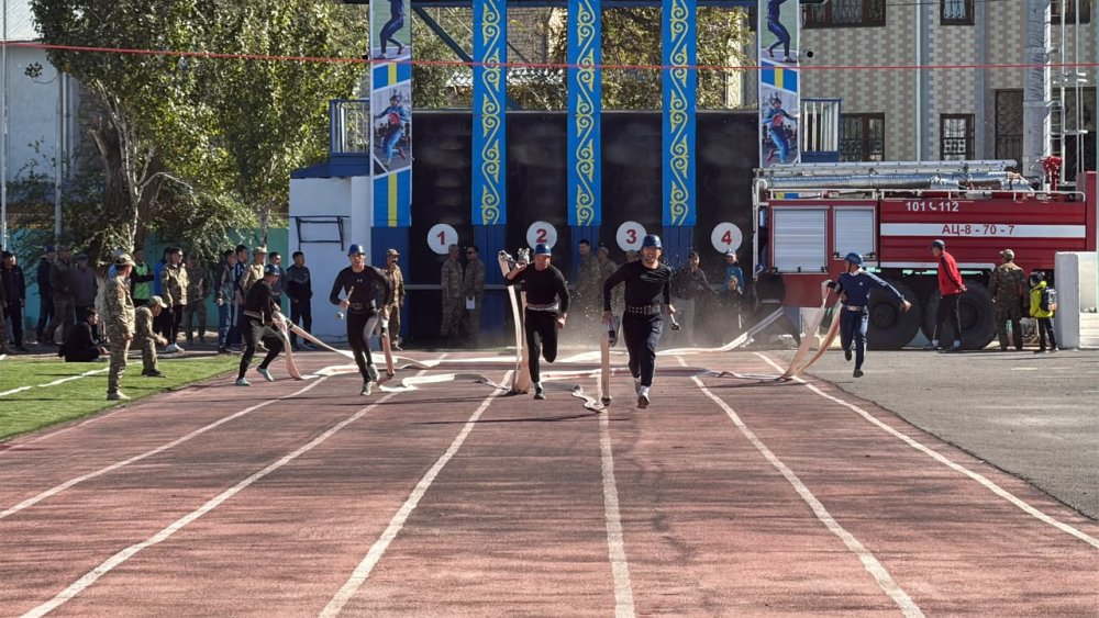 ҚҰТҚАРУШЫЛАР КҮНІНЕ ОРАЙ ӨРТ-ҚҰТҚАРУ СПОРТЫ БОЙЫНША ЖАРЫС ӨТТІ — Фотосурет 2