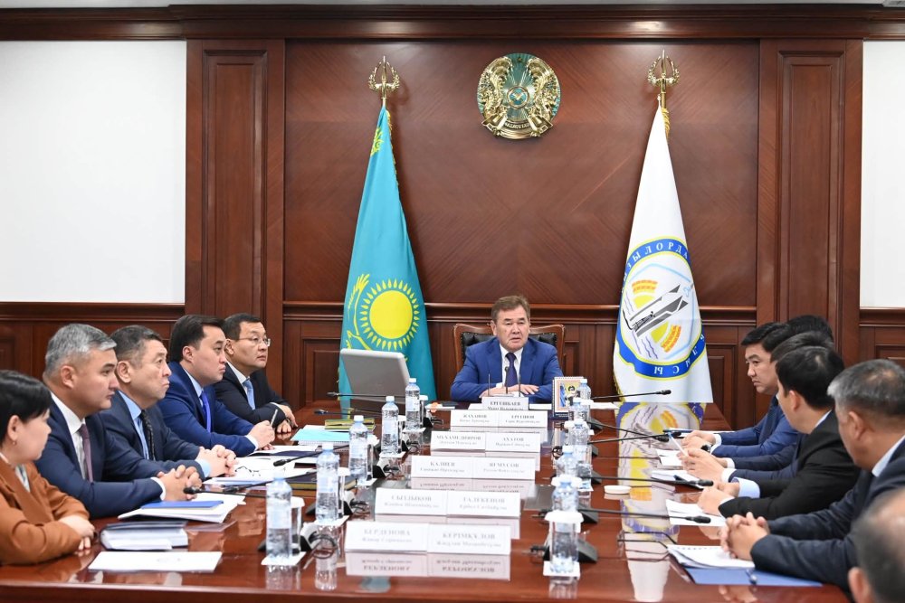 Автомобиль жолдарының сапасы мен қауіпсіздігін қамтамасыз ету мәселелері қаралды — Фотосурет 3