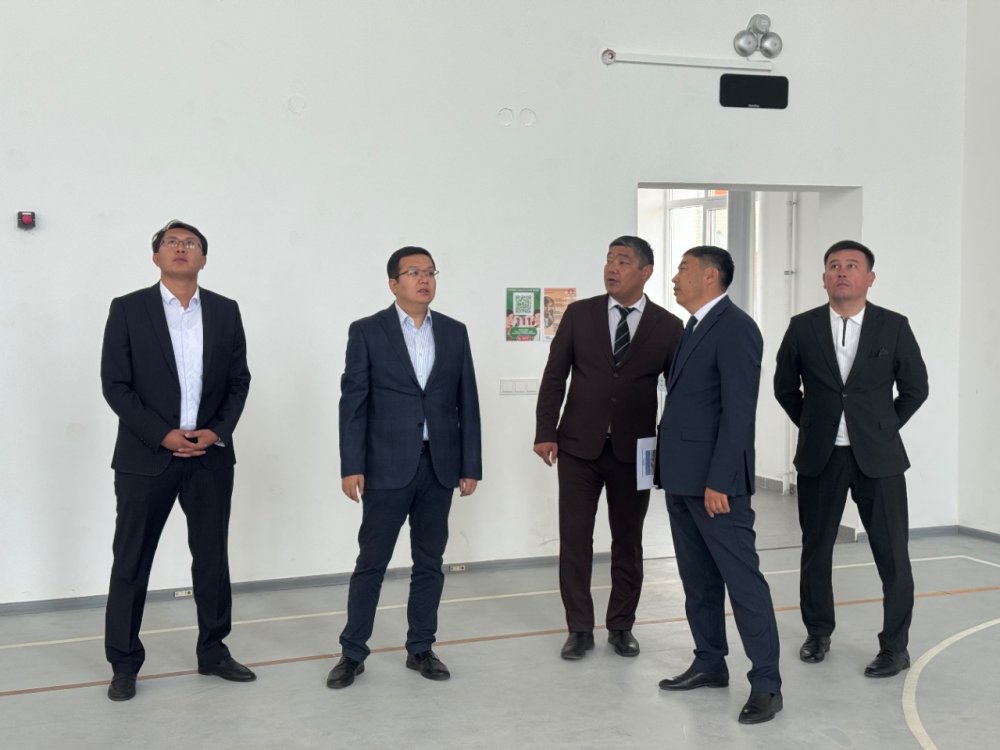 Мәртөк ауданының әкімі Нұржан Мақсатов Тәңірберген және Сарыжар ауылдық округтеріне жұмыс сапарымен барып, Кеңсахара, Саржансай және Сарыжар ауылдарының тыныс-тіршілігімен танысты. — Фотосурет 5