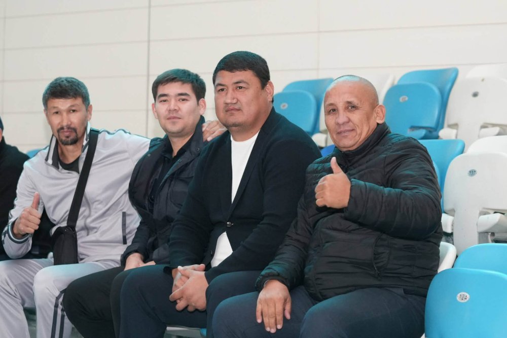 ТҮРКІСТАННЫҢ «ТҰРАН» КОМАНДАСЫ ЧЕМПИОНАТ КӨШБАСШЫСЫН ЖЕҢДІ — Фотосурет 9