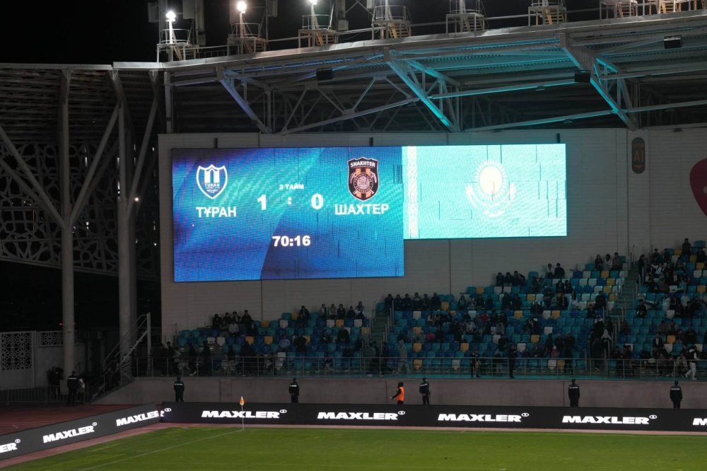 ТҮРКІСТАННЫҢ «ТҰРАН» КОМАНДАСЫ ЧЕМПИОНАТ КӨШБАСШЫСЫН ЖЕҢДІ — Фотосурет 5