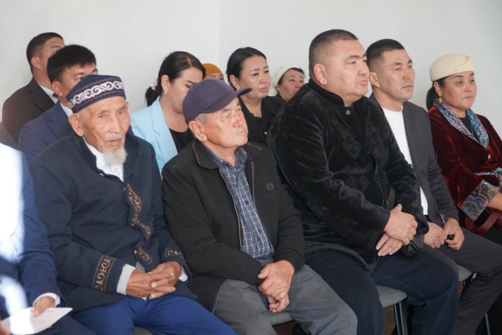 БӘЙДІБЕК: АУДАН ӘКІМІ МЫҢБҰЛАҚ АУЫЛДЫҚ ОКРУГІН АРАЛАДЫ — Фотосурет 2
