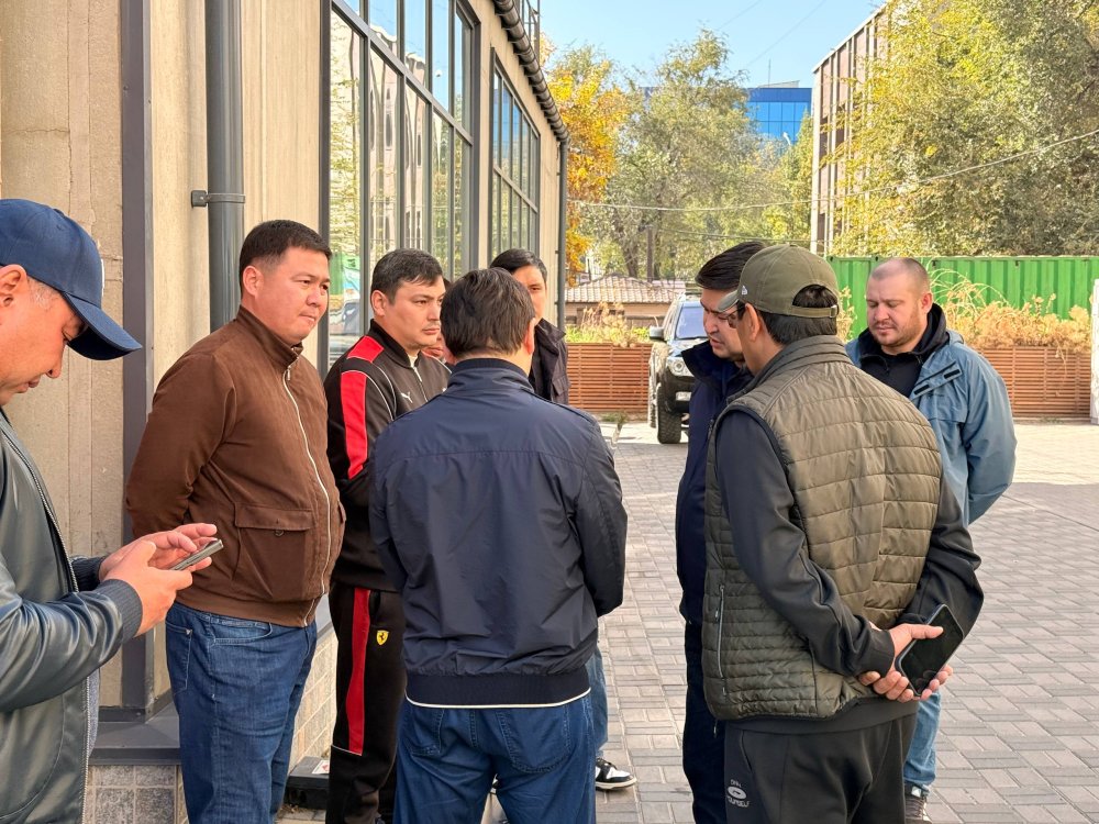 ӘУЕЗОВ АУДАНЫНДА ҚҰРЫЛЫС ЖӘНЕ АБАТТАНДЫРУ НЫСАНДАРЫНА ИНСПЕКЦИЯЛЫҚ АРАЛАУ ЖҮРГІЗІЛДІ — Фотосурет 8