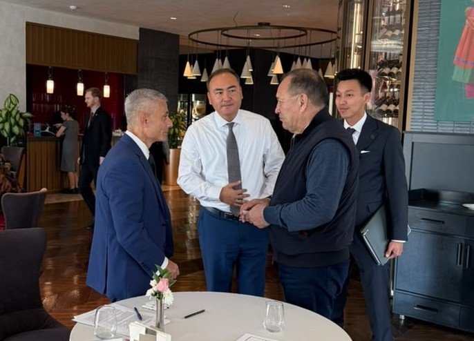 Елші АҚШ пен Өзбекстанның мемлекеттік органдарының өкілдерімен, сондай-ақ халықаралық іскерлік топтар өкілдерімен кездесті — Фотосурет 2