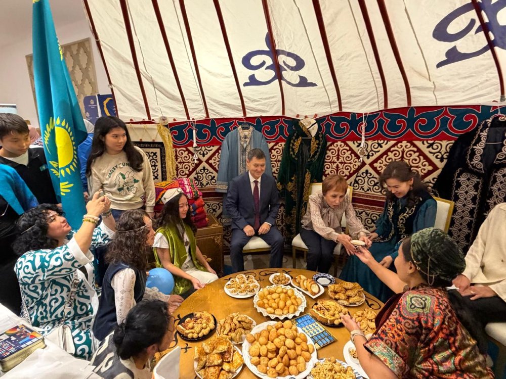 Қазақстан Иорданиядағы дипломатиялық қайырымдылық жәрмеңкесіне қатысты — Фотосурет 6
