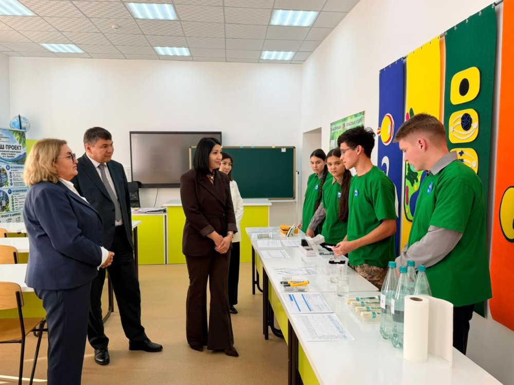 Сапалы білім және заманауи оқу жағдайлары: Ақмола облысы білім басқармасының басшысы Аршалы ауданының білім беру нысандарын аралады — Фотосурет 4
