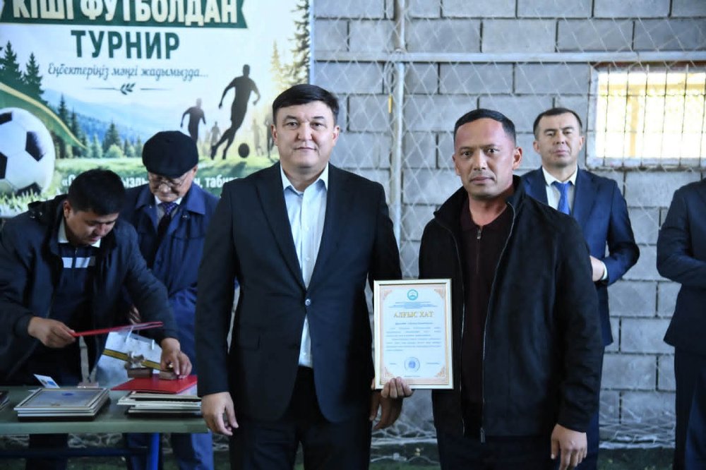 ОРМАН ШАРУАШЫЛЫҒЫ ҚЫЗМЕТКЕРЛЕРІНЕ ҚҰРМЕТ КӨРСЕТІЛДІ — Фотосурет 3