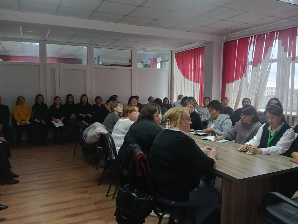Округтік сайлау комиссияларының мүшелері үшін оқыту семинары өтті — Фотосурет 1