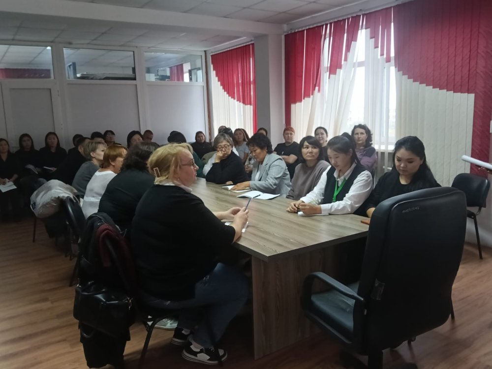 Округтік сайлау комиссияларының мүшелері үшін оқыту семинары өтті — Фотосурет 6