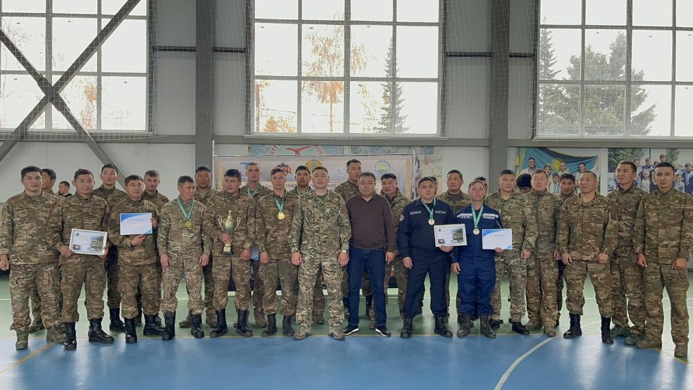 ШҚО құтқарушылары спорттық турнирлерде бақ сынасты — Фотосурет 7