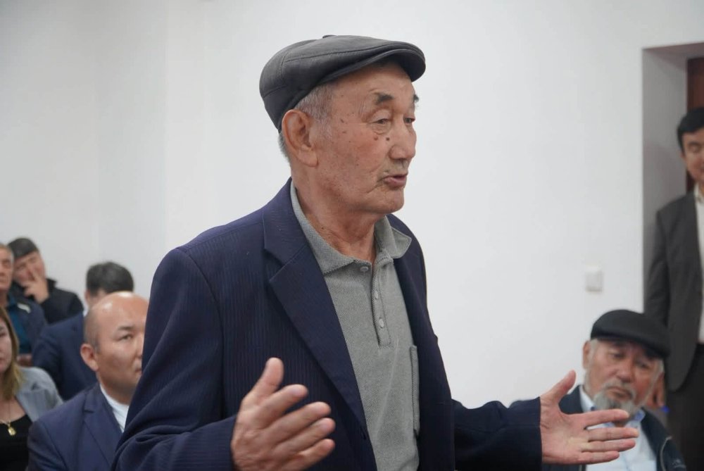БӘЙДІБЕК: АҚБАСТАУДА ТҰРҒЫНДАРДЫҢ ӨТІНІШТЕРІ ТЫҢДАЛЫП, ӘЛЕУМЕТТІК НЫСАНДАРДЫҢ ЖАЙ-КҮЙІ ТЕКСЕРІЛДІ — Фотосурет 2