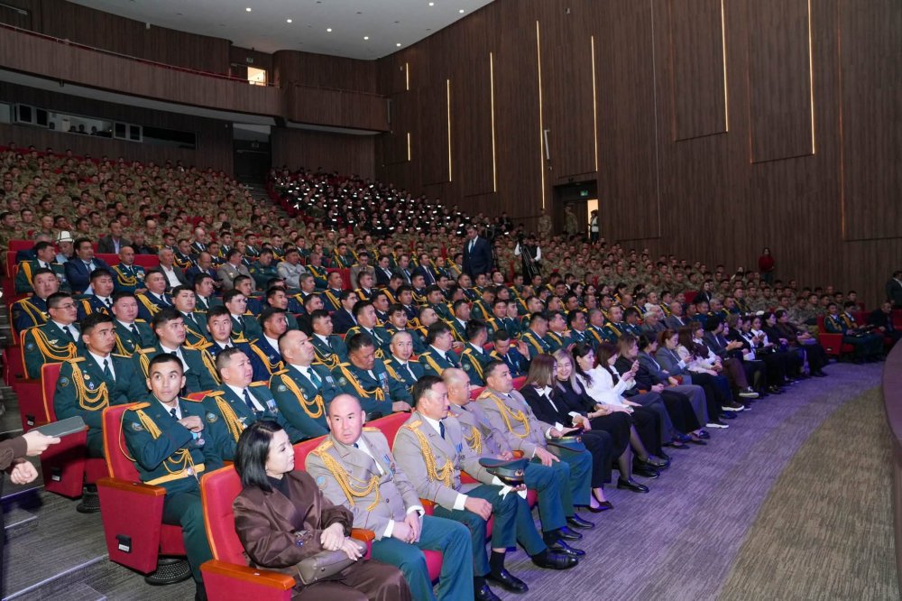 ТҮРКІСТАНДА ҚҰТҚАРУШЫЛАРҒА ҚҰРМЕТ КӨРСЕТІЛДІ — Фотосурет 11