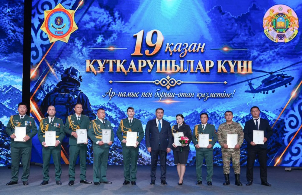 ТҮРКІСТАНДА ҚҰТҚАРУШЫЛАРҒА ҚҰРМЕТ КӨРСЕТІЛДІ — Фотосурет 1