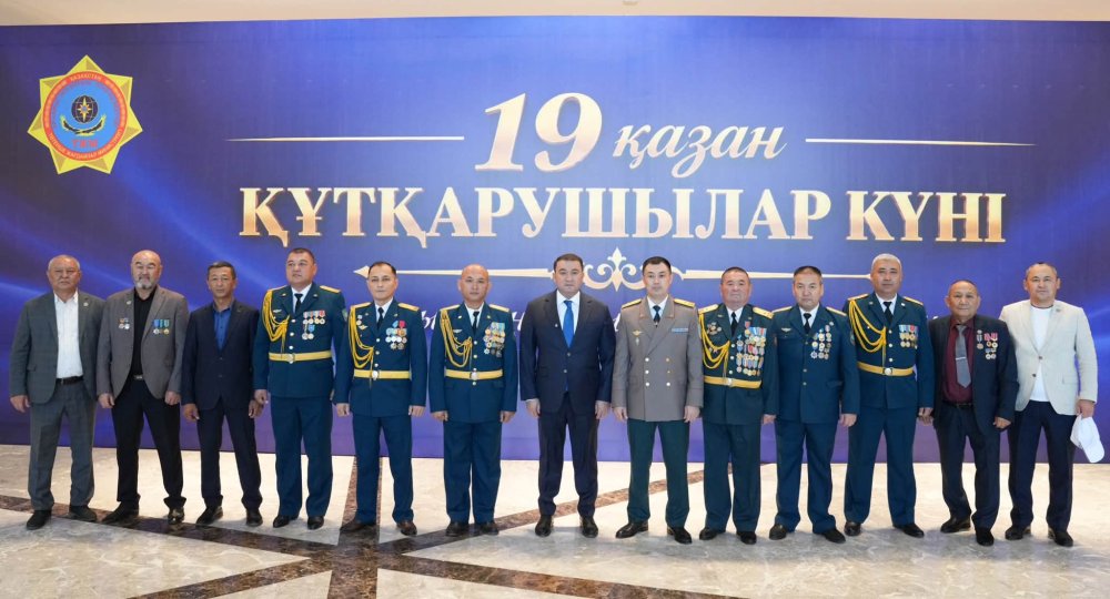 ТҮРКІСТАНДА ҚҰТҚАРУШЫЛАРҒА ҚҰРМЕТ КӨРСЕТІЛДІ — Фотосурет 20