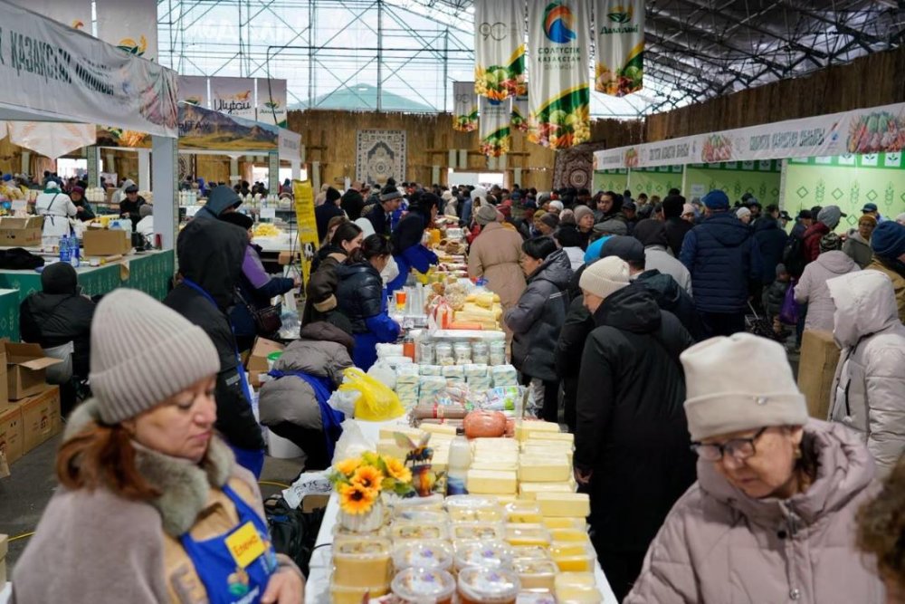 Астанада екі күнде ауыл шаруашылығы жәрмеңкесіне 50 мыңнан астам адам келді — Фотосурет 1