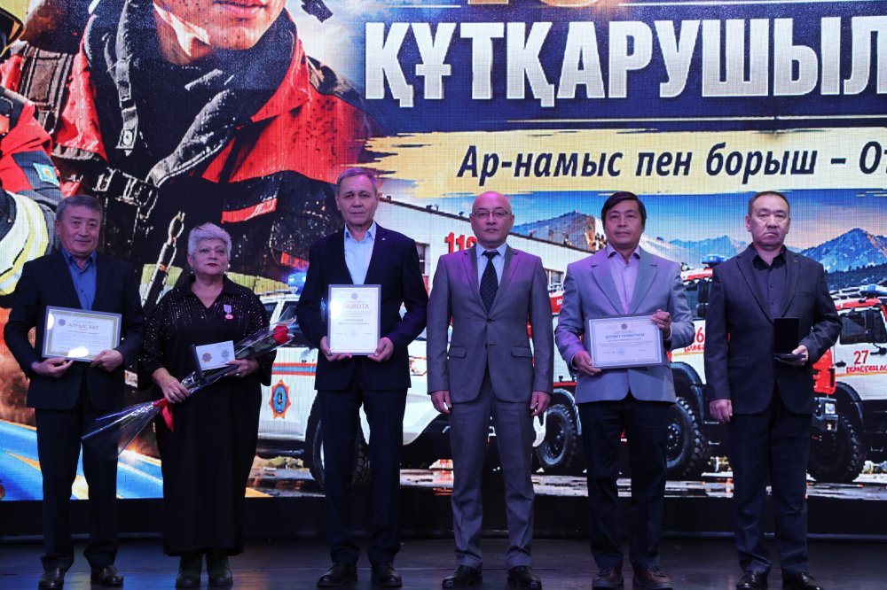 Қарағанды облысында Құтқарушылар күніне орай салтанатты іс-шара өтті — Фотосурет 8