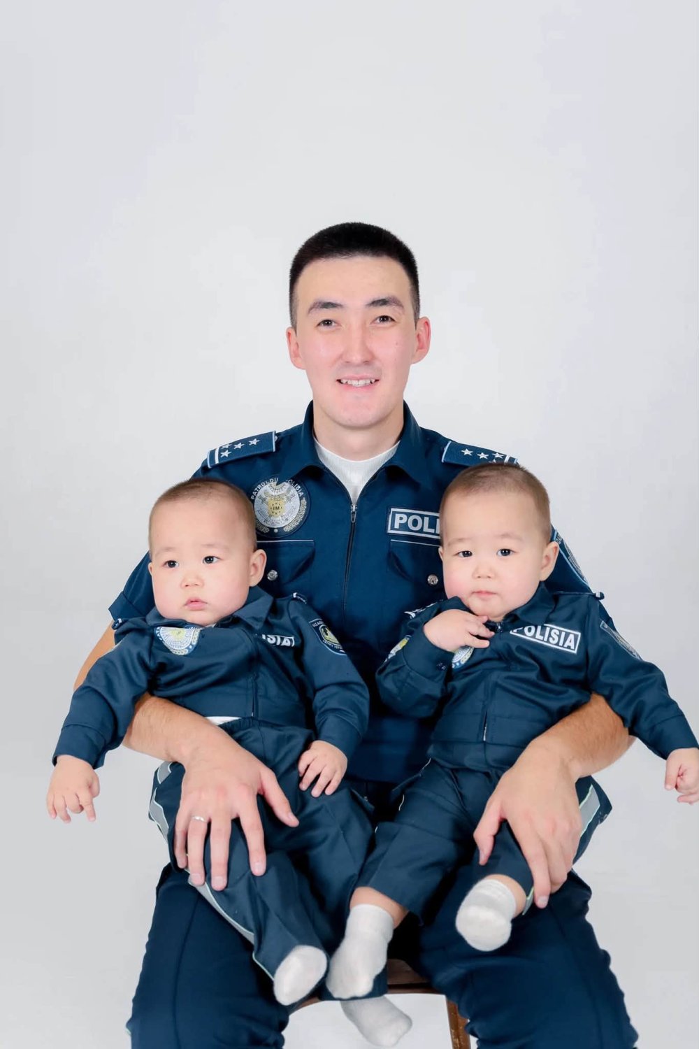 «Біздің үйде енді 4 полицей»: Атыраулық полицейдің отбасы — Фотосурет 2