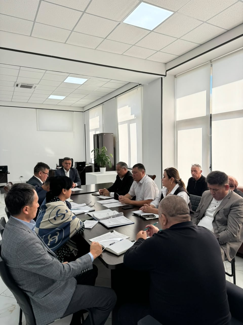Мемлекеттік еңбек инспекциясы комитетінің Шымкент қаласы бойынша департаментінің 2026 жылдың 9 айындағы жұмысы қорытындылары мен еңбек заңнамасына енгізілген өзгерістер туралы — Фотосурет 1
