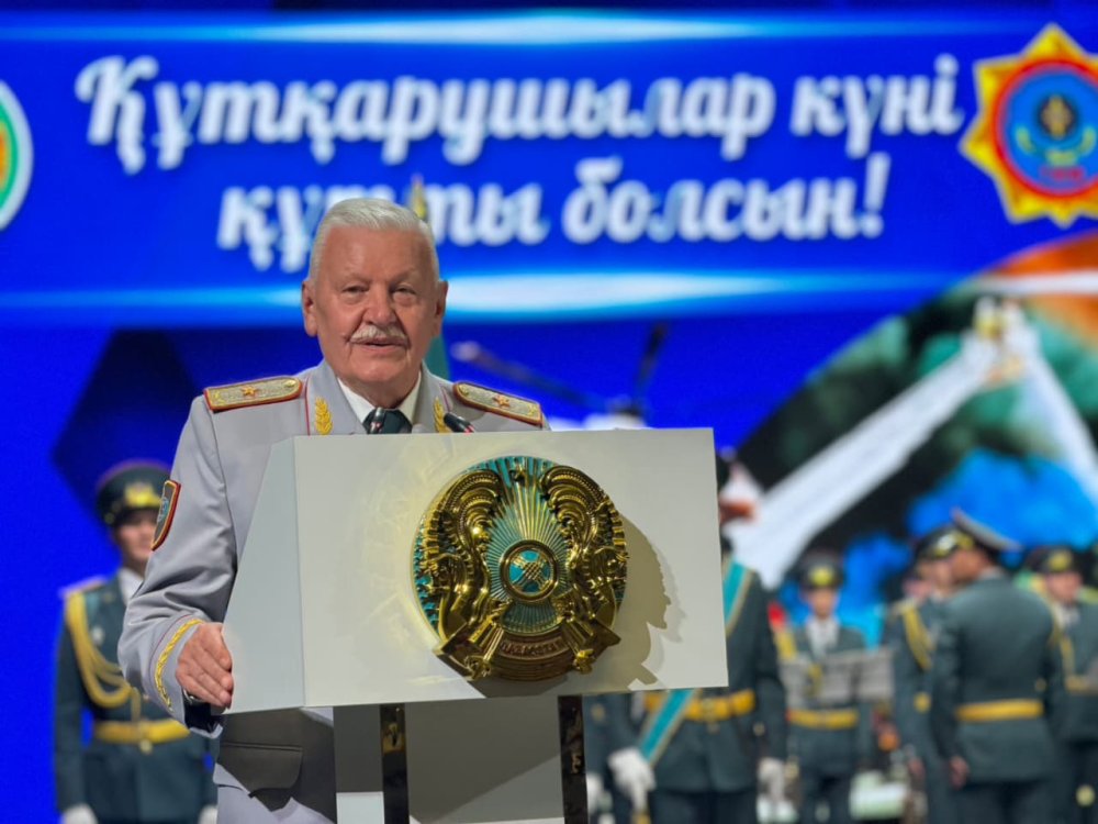 Құтқарушылар күні -Алматыда ТЖМ ардагерлері мен құтқарушыларды марапаттады — Фотосурет 3