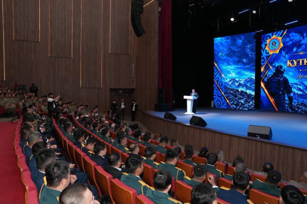 ТҮРКІСТАНДА ҚҰТҚАРУШЫЛАРҒА ҚҰРМЕТ КӨРСЕТІЛДІ — Фотосурет 13