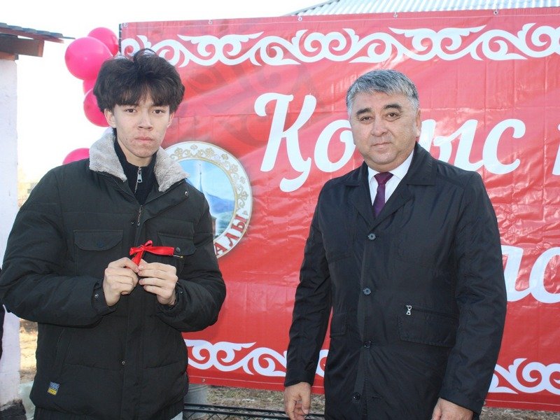 Қарқаралыда Республика күні қарсаңында жеті отбасы жаңа баспанаға ие болды