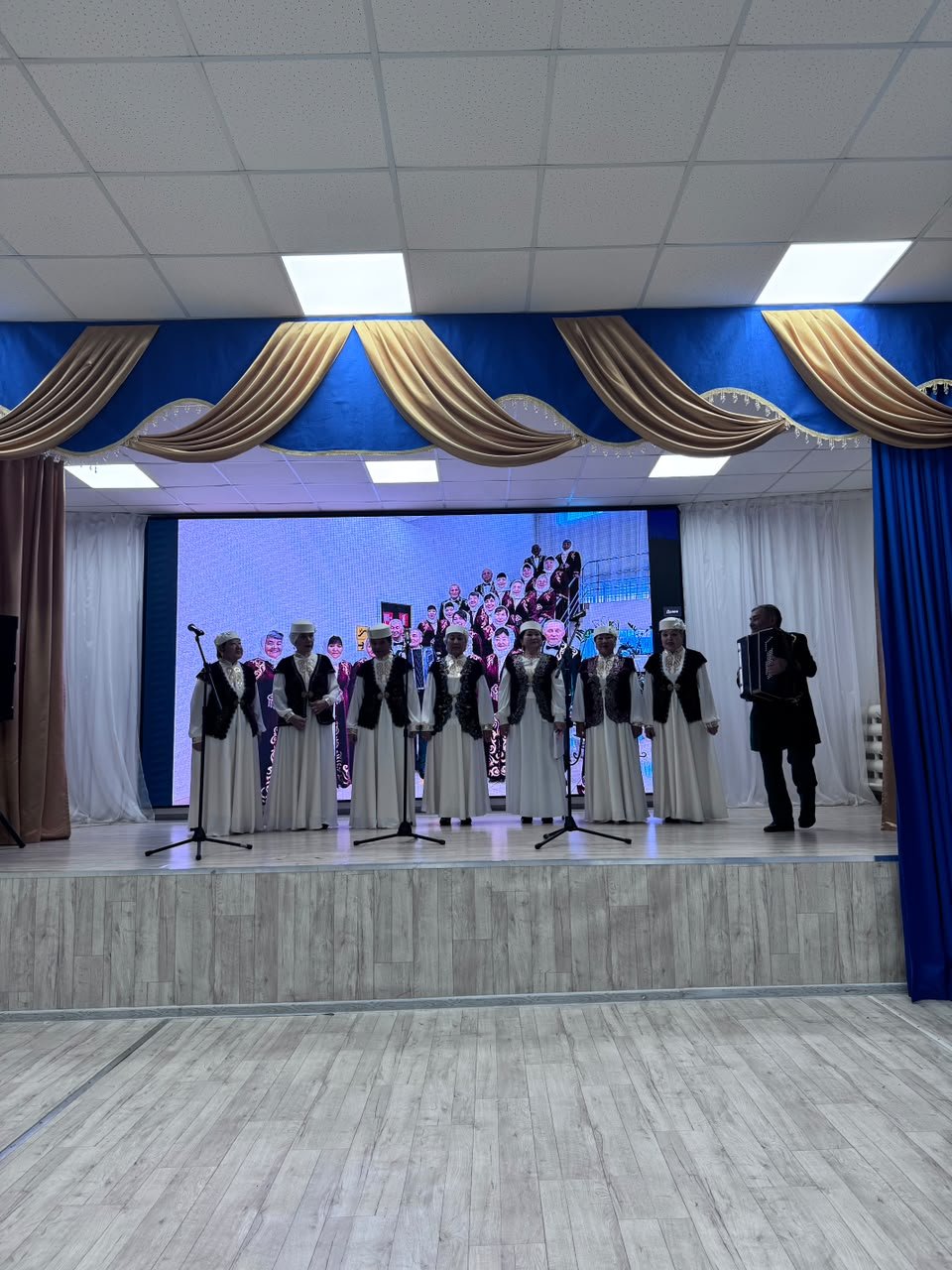«Ұмытылмас әндер-ай!» қарттарға құрмет көрсетілген мерекелік кеш: — Фотосурет 3