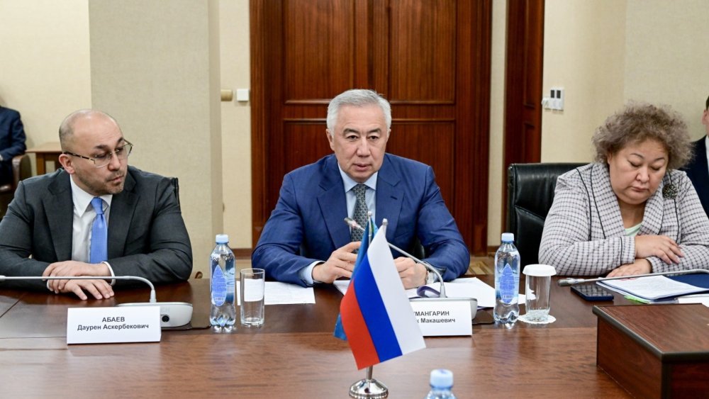 Серік Жұманғарин Ленинград облысының губернаторымен өнеркәсіп және АӨК салаларындағы жаңа жобаларды талқылады — Фотосурет 4