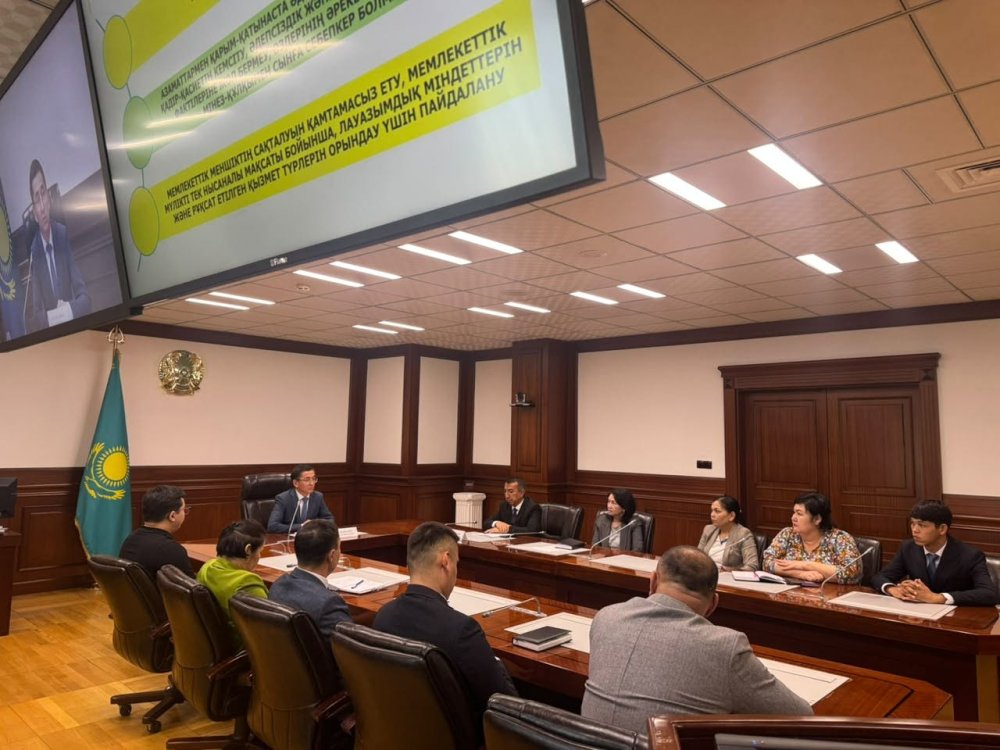 МЕМЛЕКЕТТІК ҚЫЗМЕТ САЛАСЫНДАҒЫ ЗАҢНАМА ТАЛАПТАРЫ ТҮСІНДІРІЛДІ — Фотосурет 4