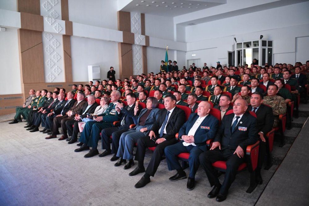 АЛМАТЫ ОБЛЫСЫНДА ҚҰТҚАРУШЫЛАР КҮНІНЕ ОРАЙ САЛТАНАТТЫ ІС-ШАРА ӨТТІ — Фотосурет 4
