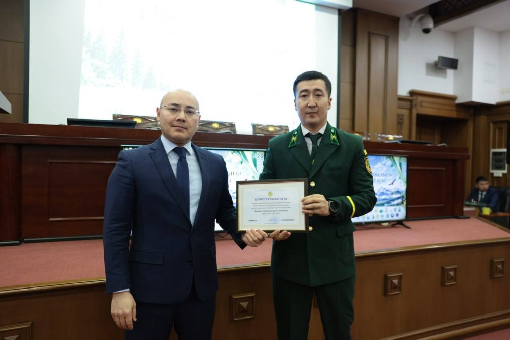 Орман шаруашылығы қызметкерлері кәсіби мерекеге орай марапатталды — Фотосурет 5