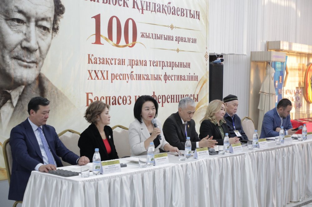 Қызылордада Қазақстан драма театрларының XXXI республикалық фестивалі ашылды — Фотосурет 8