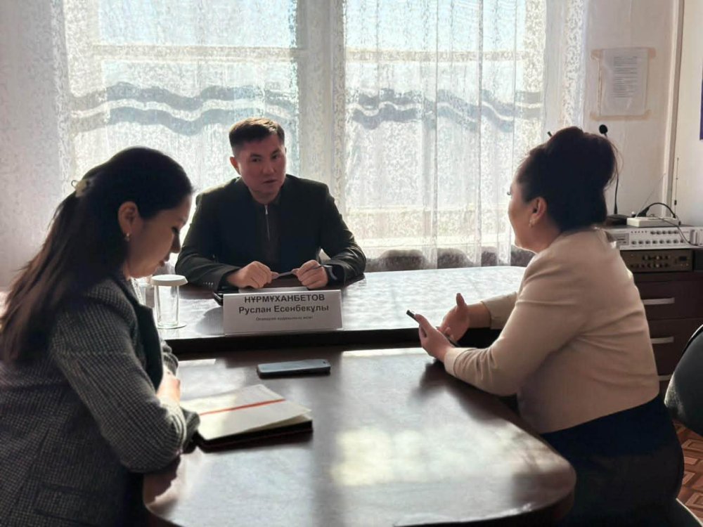 Осакаров ауданының әкімі Руслан Нұрмұхамбетов Нияз, Қарағайлы және Есіл ауылдық округтерінің тұрғындарымен кездесті — Фотосурет 4