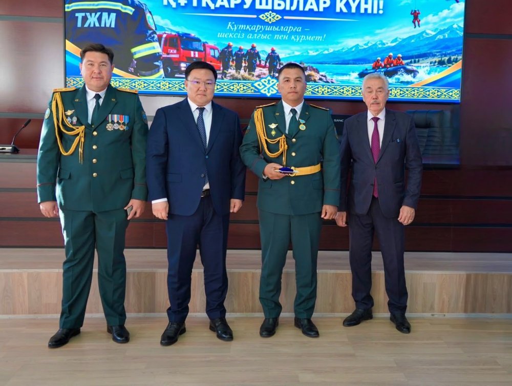 Кентау қаласында құтқарушылар марапатталды — Фотосурет 2
