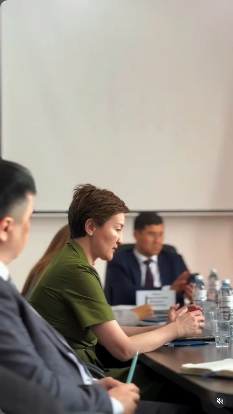 Астана қаласының Әділет департаментінде мемлекет кепілдік берген заң көмегін көрсету саласында құқық қорғау органдары мен соттардың өзара іс-қимыл мәселелері бойынша кеңес өтті. — Фотосурет 2