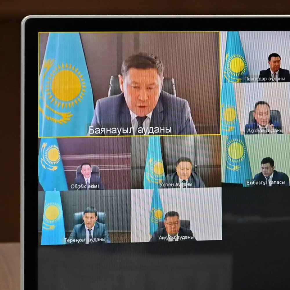 Облыс әкімдігінде 2026 жылдың 9 айындағы әлеуметтік-экономикалық даму қорытындылары қаралып, халықты жұмыспен қамту және Республика күніне дайындық мәселелері талқыланды. — Фотосурет 4