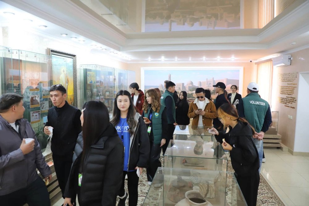 «Green Aral: volunteers for life 2026»: халықаралық волонтерлер апталығының қатысушылары «Қорқыт ата» кесенесінде — Фотосурет 4